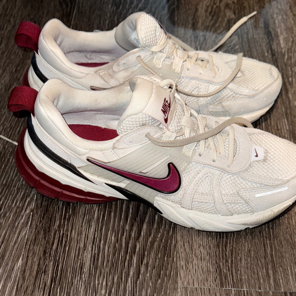 Nike Women's White and Burgundy Sneakers